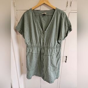 Universal Thread short sleeved light army green dress Size XXL